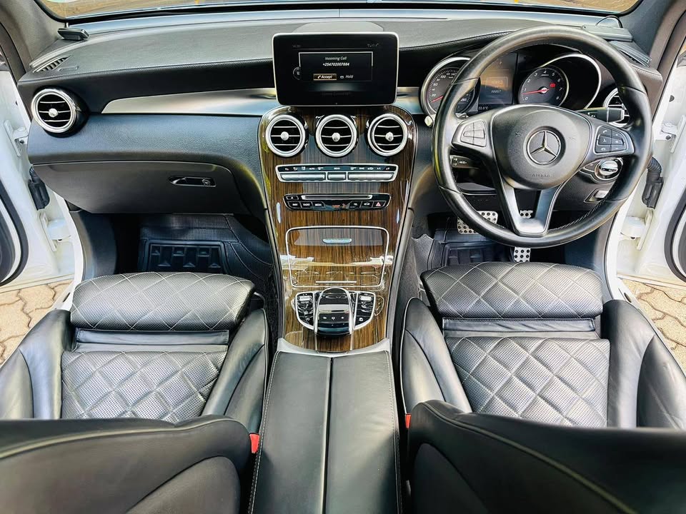 Mercedes Benz GLC250
