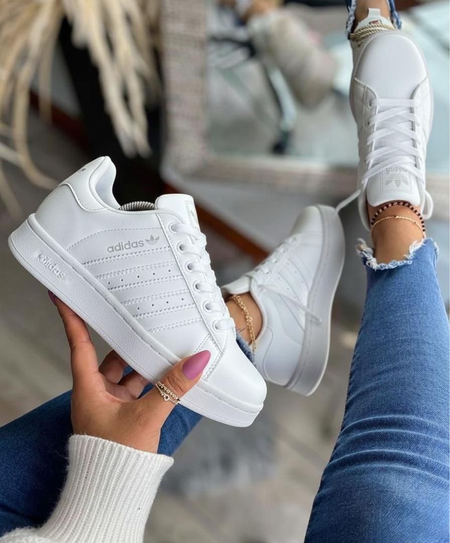 Adidas sneakers 🥳🔥