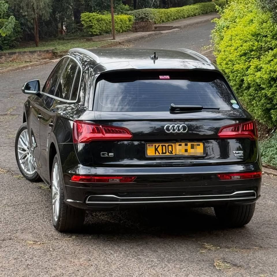 2017 AUDI Q5 B9 SLINE