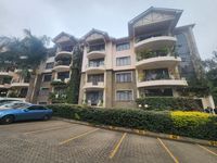 Luxury 3 Bedroom Apartment + DSQ
