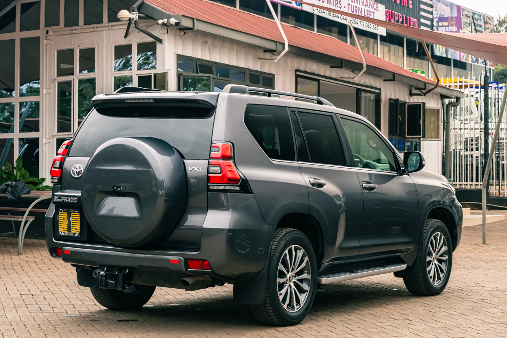 Toyota Prado VXL