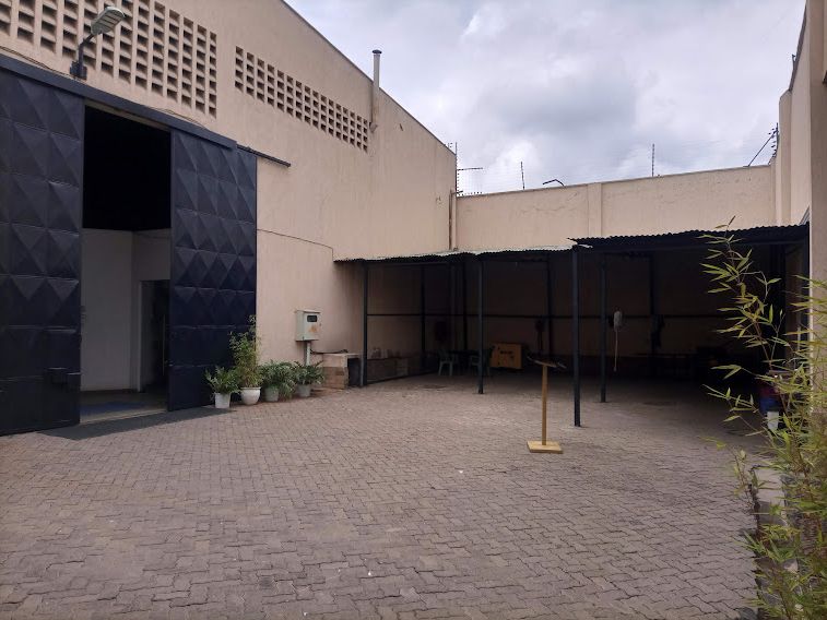 FOR SALE / TO LET | PRIME INDUSTRIAL WAREHOUSE – INDUSTRIAL AREA, NAIROB
