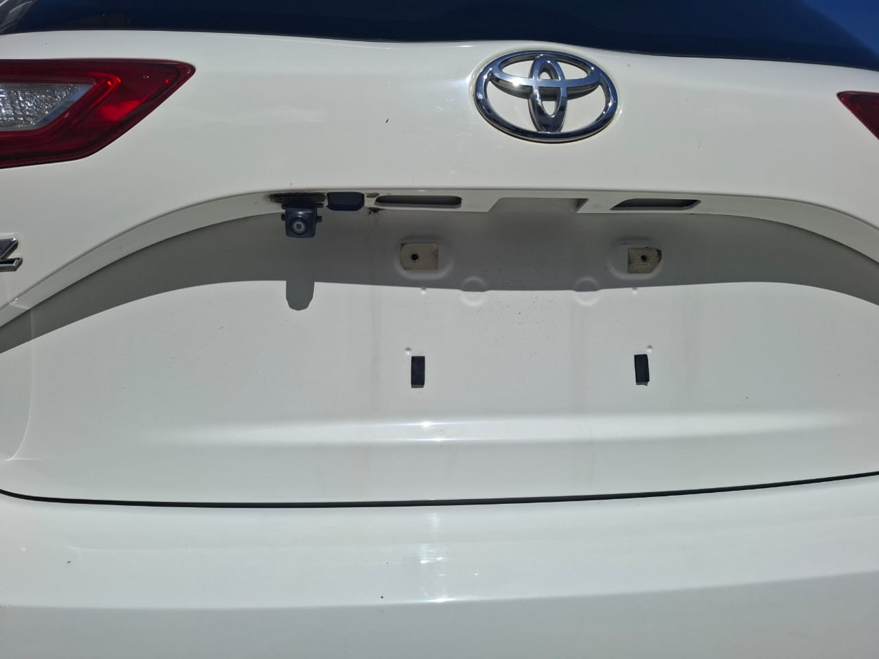 TOYOTA VITZ 1300CC