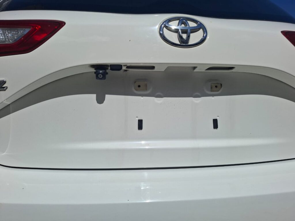 TOYOTA VITZ 1300CC