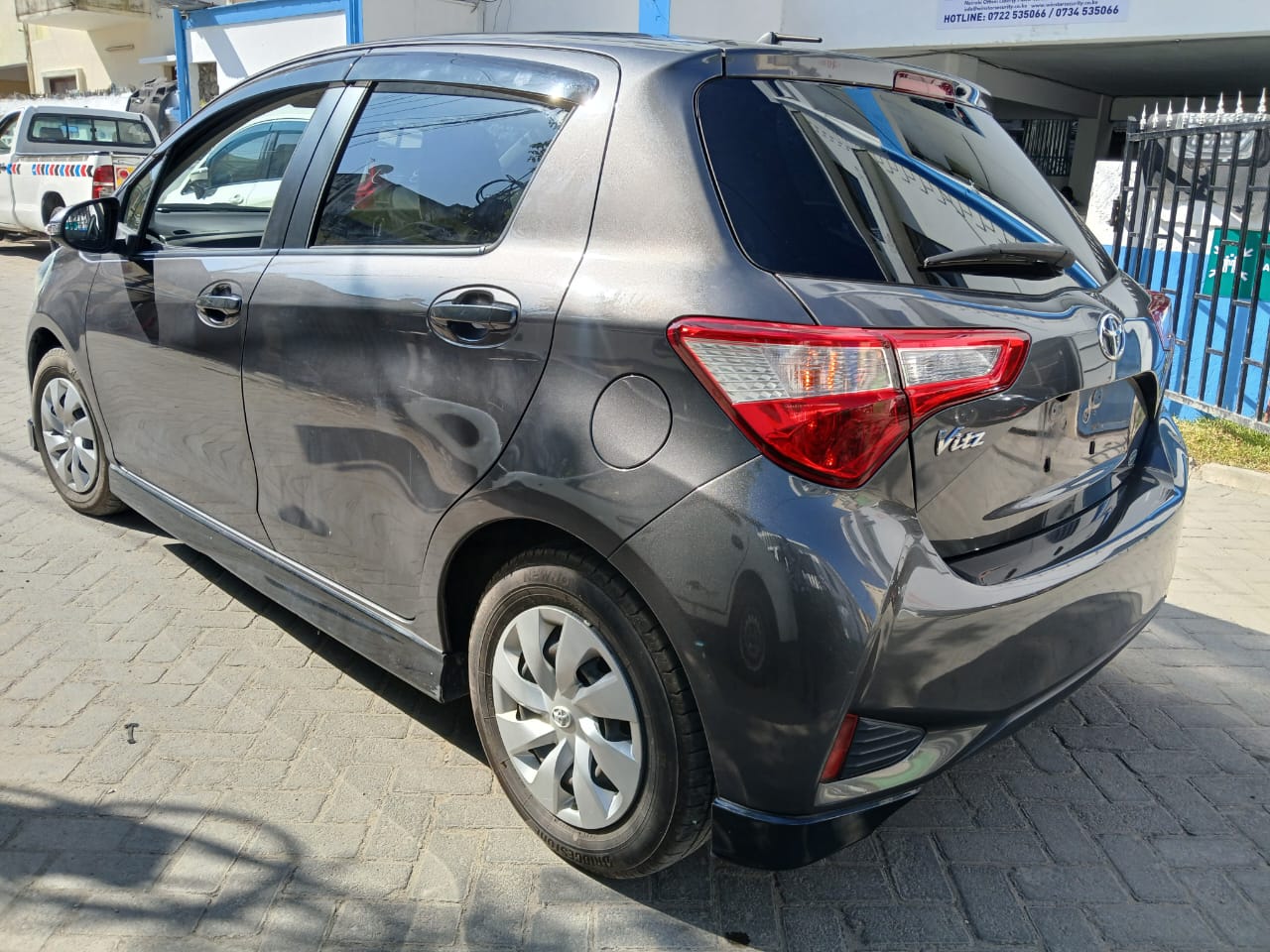 TOYOTA VITZ 2018