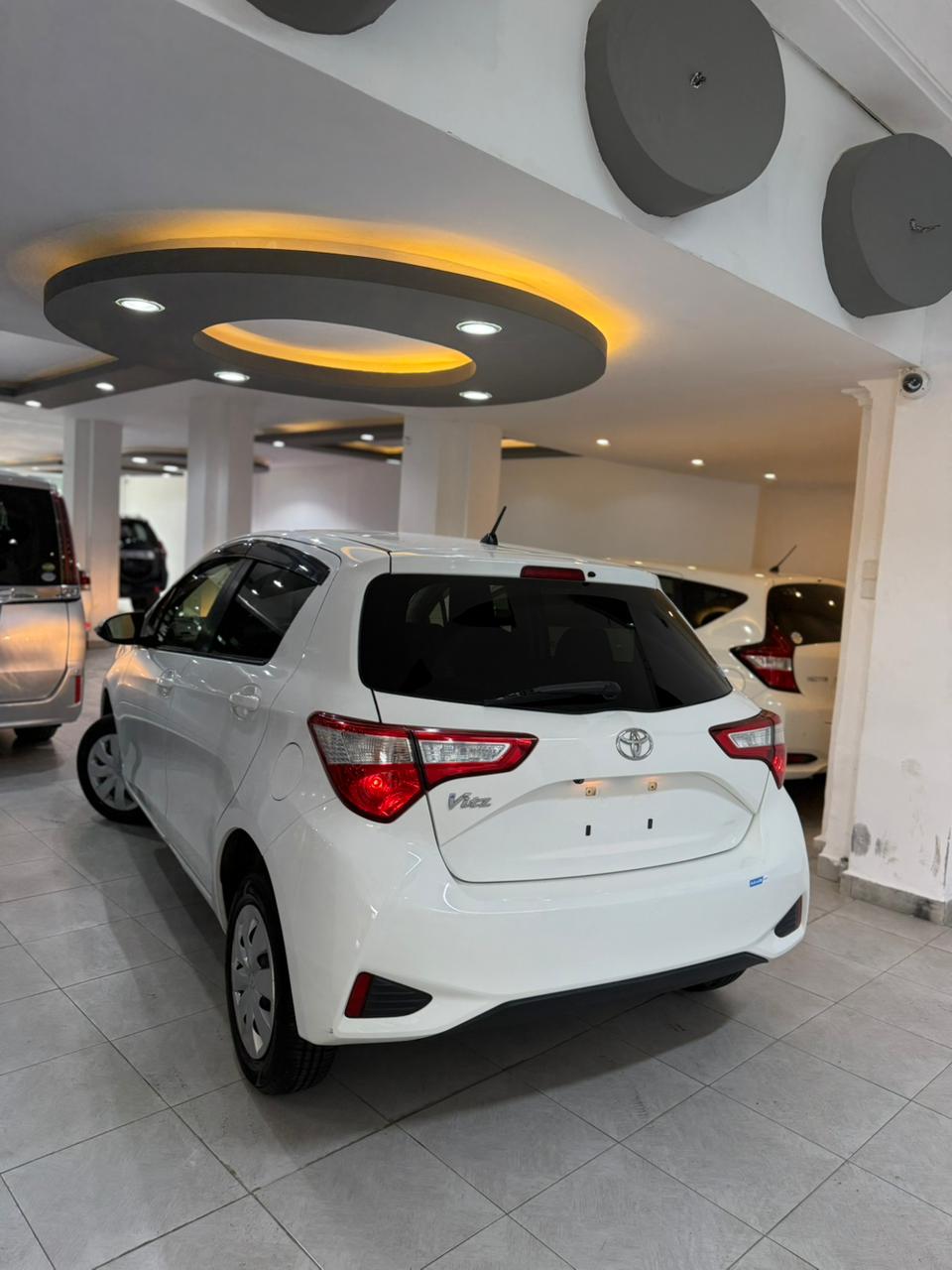 TOYOTA VITZ 2018