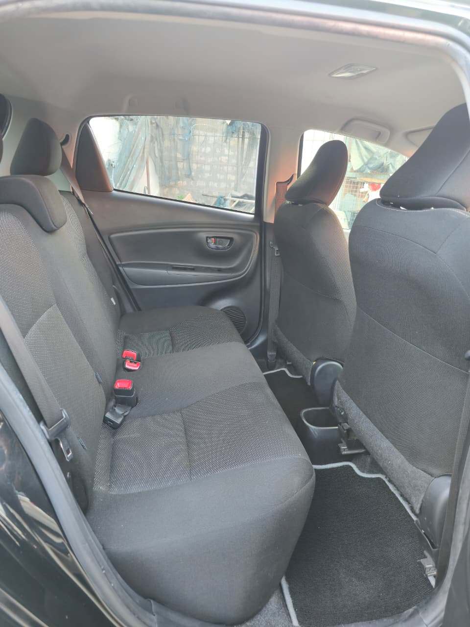 TOYOTA VITZ 2019