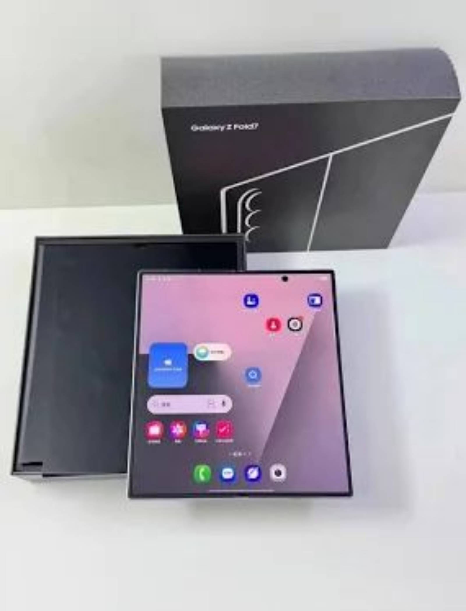 Samsung Galaxy Z Fold 7