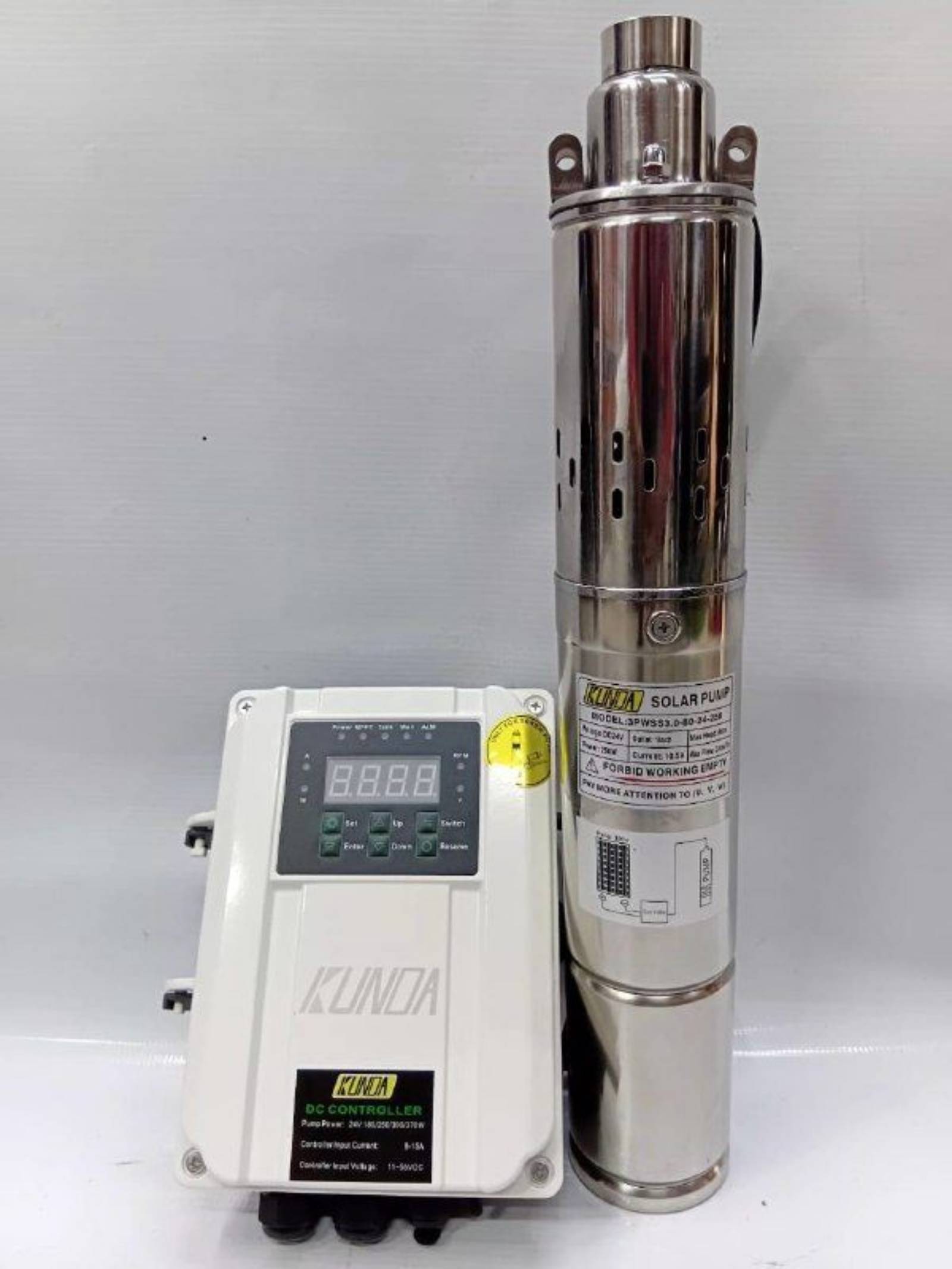Kunda 250W Solar Submersible Pump