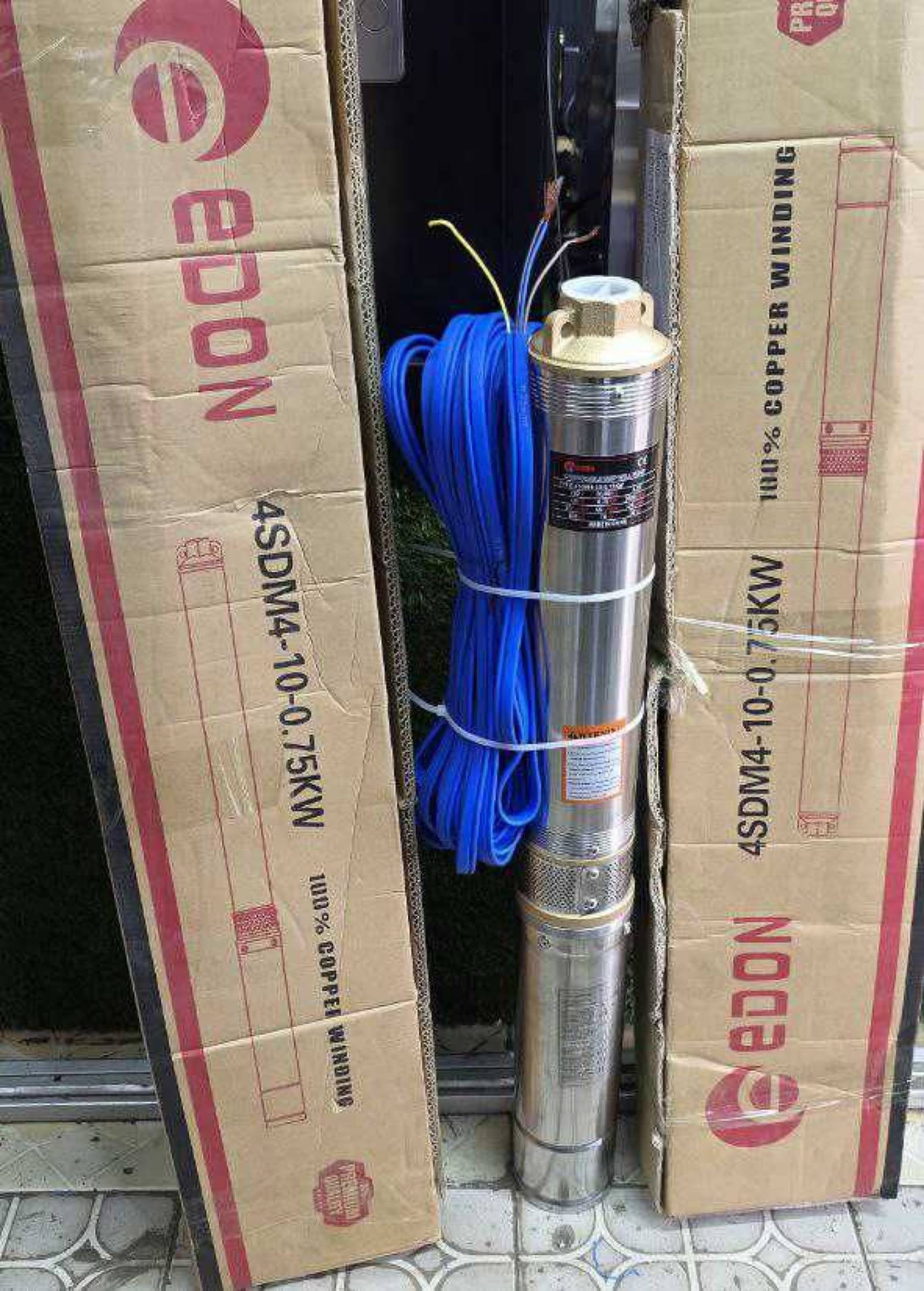 Edon
Edon 1HP (1 Horsepower) Submersible Electric Water Pump